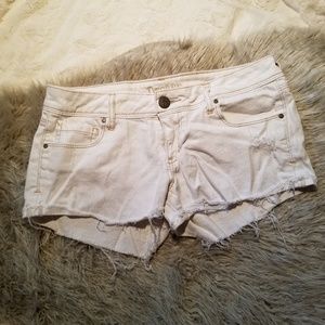 Decree White Cutoff Jean Short